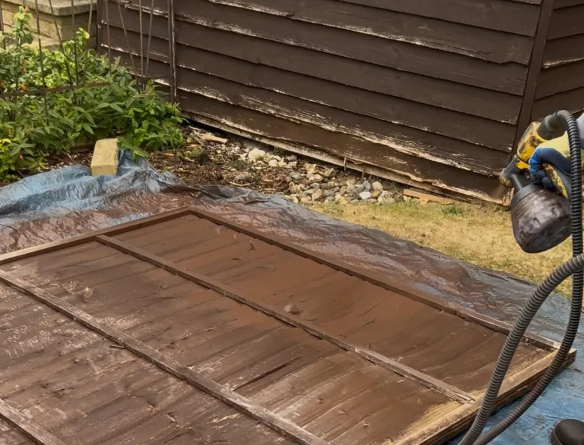 Fence Treatment Services in Luton