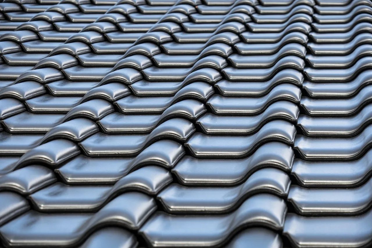 Roof Pressure Washing in Luton