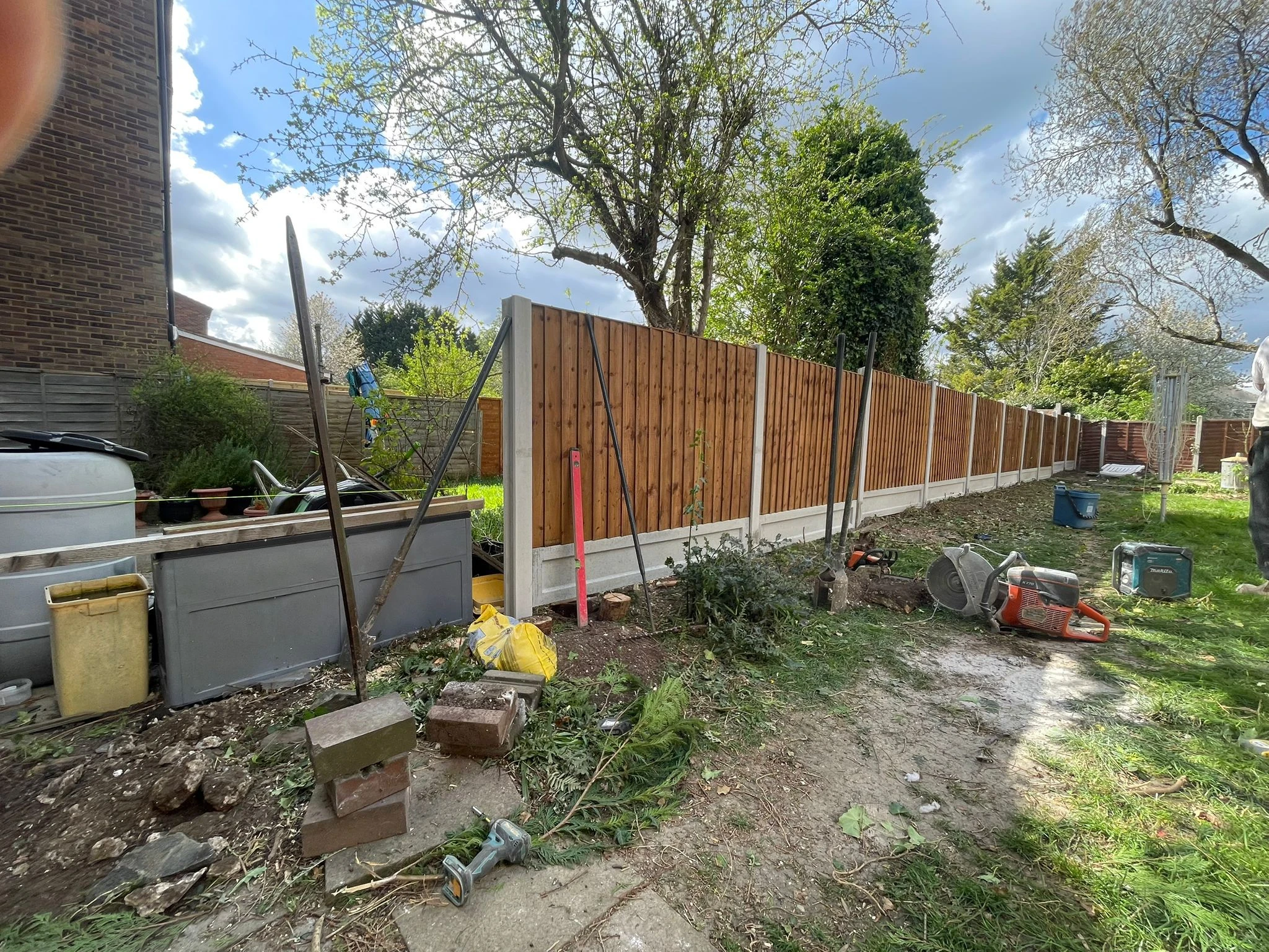 New garden fence installation by D 'n' N Garden Services